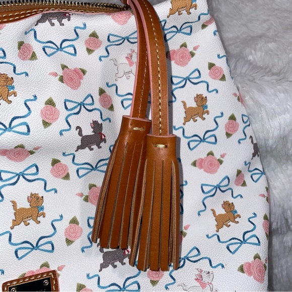 Disney The Aristocats Dooney & Bourke 2022 Ann Shen Hobo Bag NWT - Picture 11 of 12